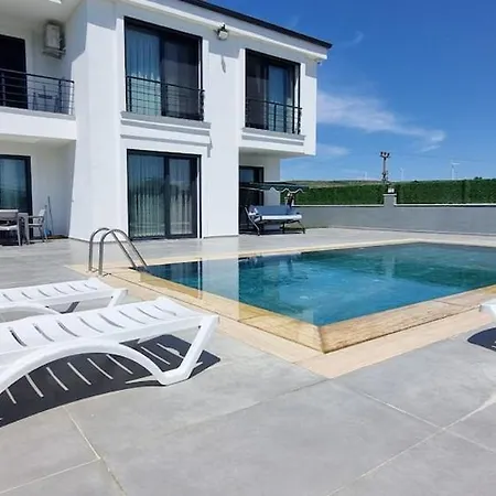 Cemre Villa